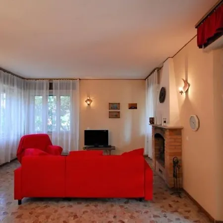 Villa Surrounded By Nature Near The Sea